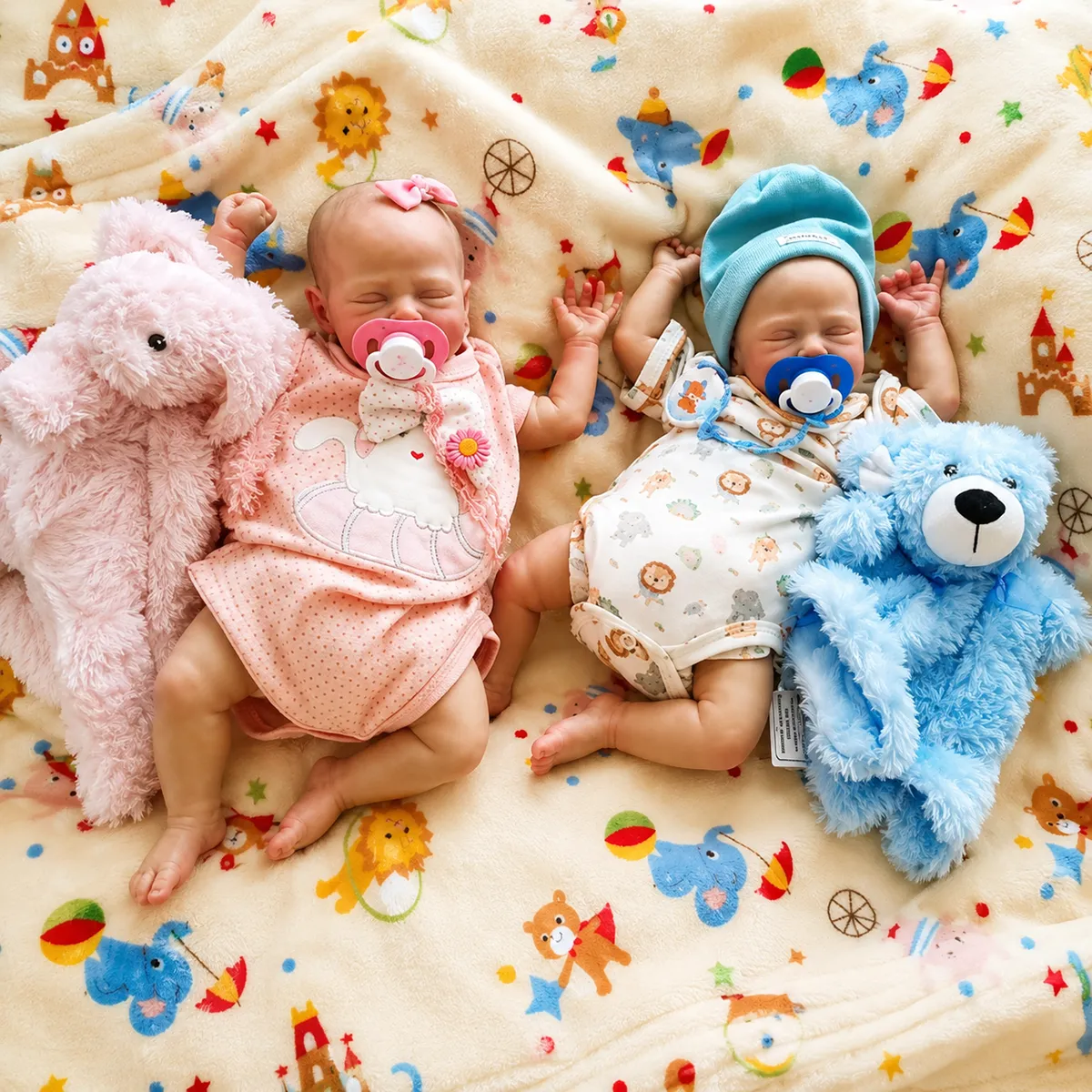 Bebê reborn gêmeos realista: par Zori com kit completo, 40cm cada peça