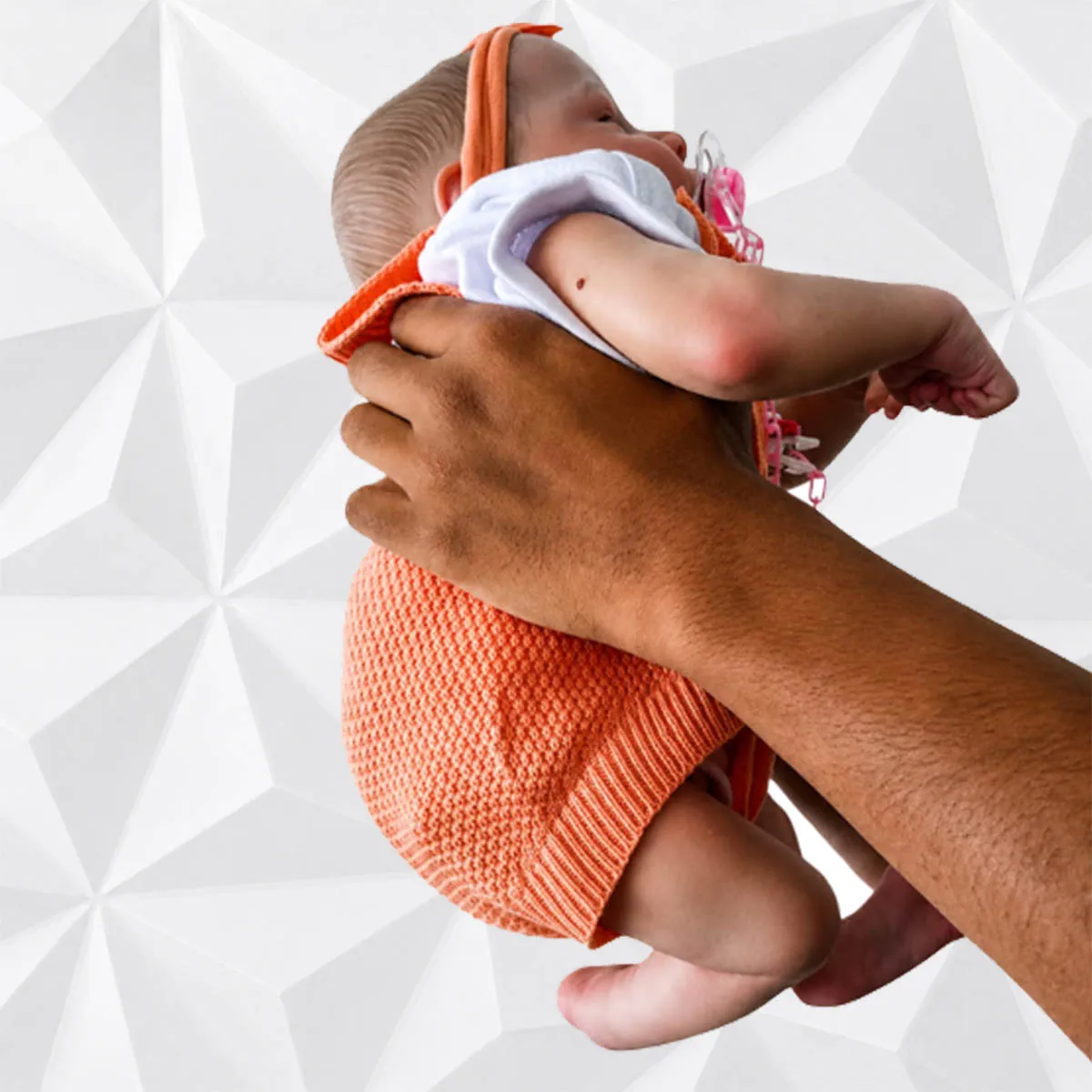 Bebê reborn menina olhos abertos com acabamento premium feito à mão – foto 10 Bebê reborn menina olhos abertos com acabamento premium feito à mão – foto 10