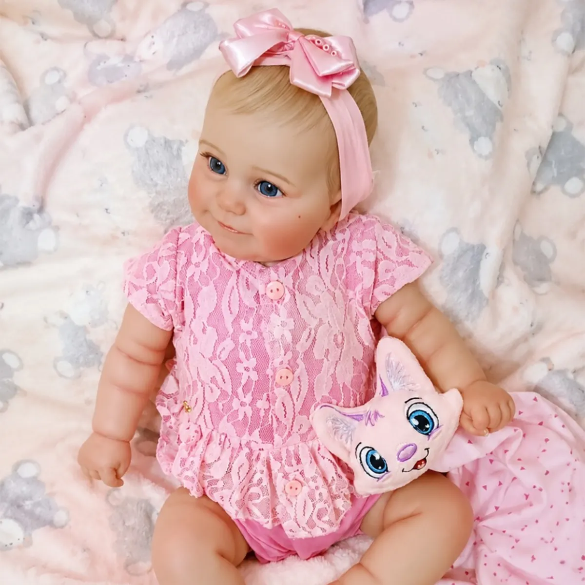 Bebê reborn kit maddie em detalhe do rosto realista – foto 2