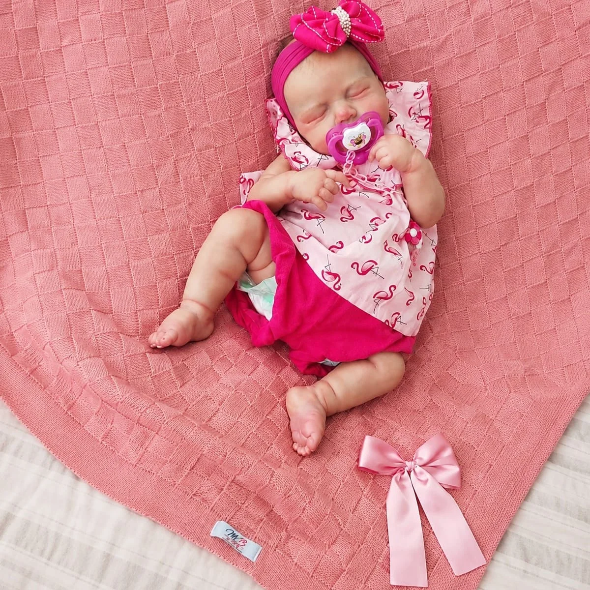 Bebê reborn lou lou, feito à mão na Iza Reborn