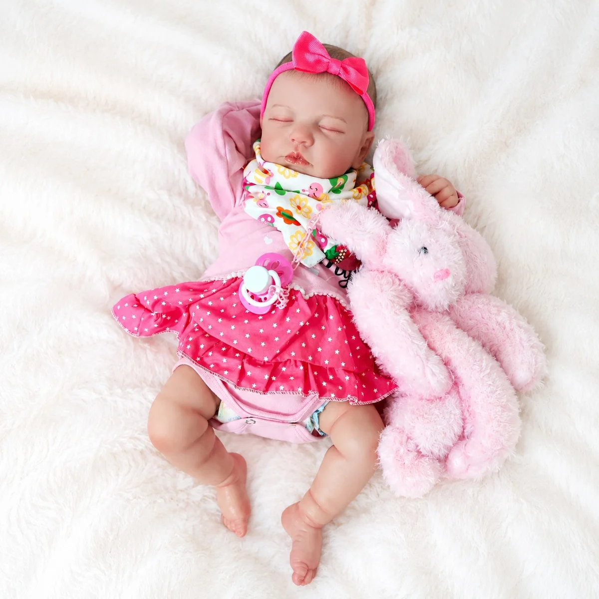 Bebê reborn lou lou, feito à mão na Iza Reborn