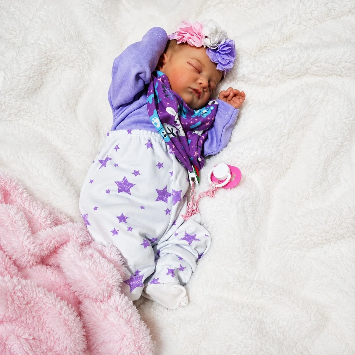 Bebê reborn menina charlotte realista, peça artesanal da Iza Reborn – foto 4 Bebê reborn menina charlotte realista, peça artesanal da Iza Reborn – foto 4